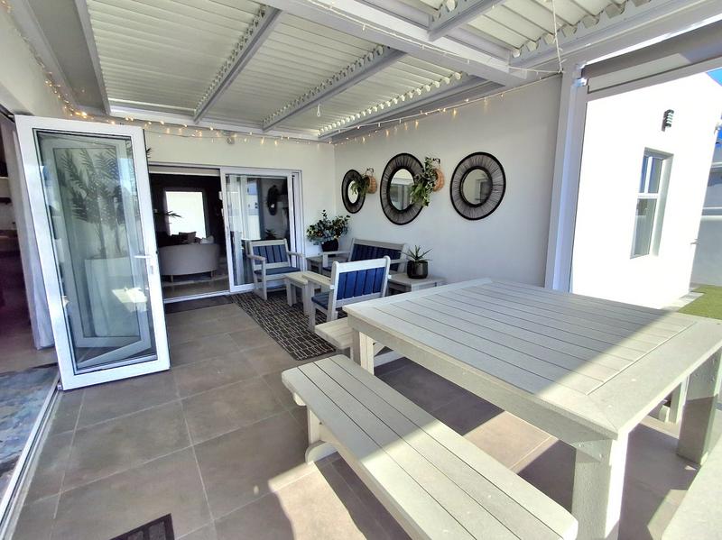 3 Bedroom Property for Sale in Lampiesbaai Western Cape